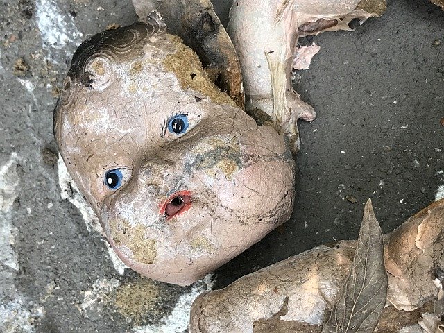 broken doll face